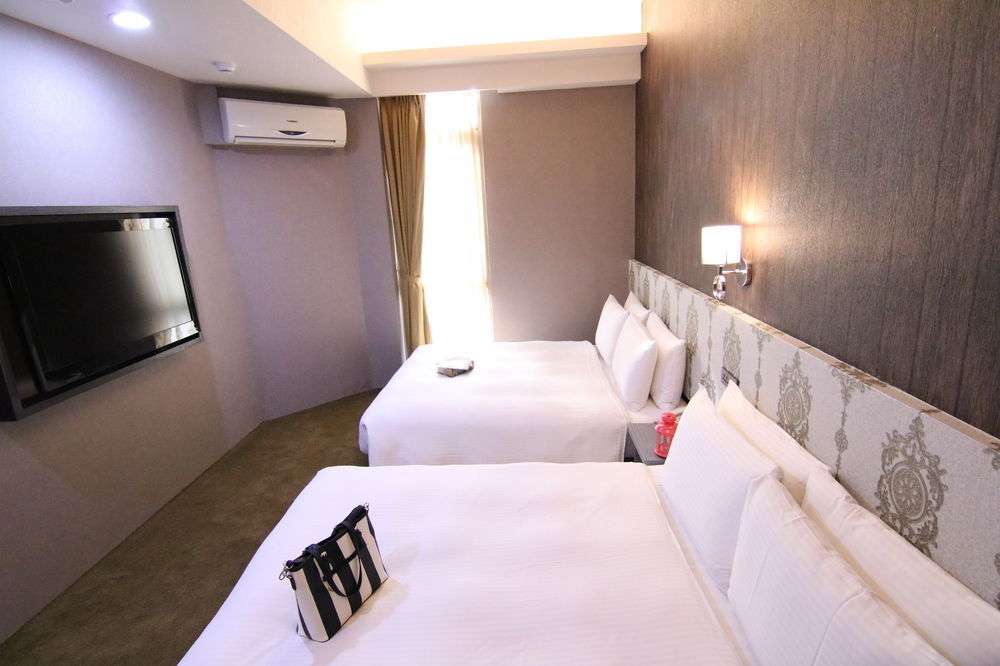 Ximen 101 - S Hotel Taipei Exterior photo